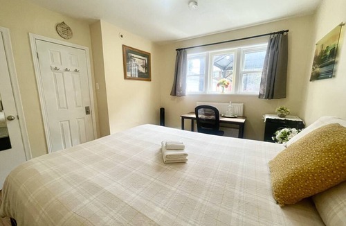 Sullivan Resort | Private room ∙ 2 guests