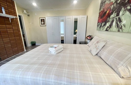 Sullivan Resort | Private room ∙ 2 guests