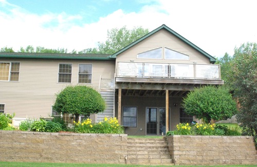 Rush City House | Private, Friendly, Fun, Beautiful Sunset Lakefront Property