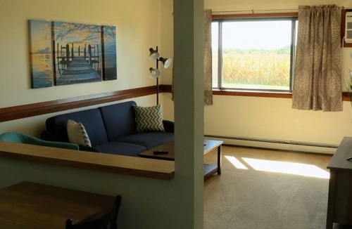 Lamberton Apartment | Private Furnished Apartment - Long & Short Stay in Lamberton MN