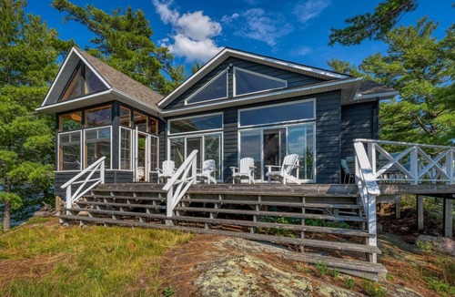 Port Carling Cottage | Private Island on Lake Muskoka! Cottage+guest house+bunkie! Sunsets!