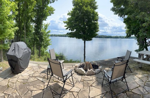 Rideau Lakes Cottage | Private lakefront w/panoramic views near Westport