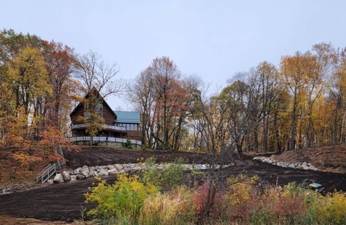 Ida House | Private lakeside getaway in the woods