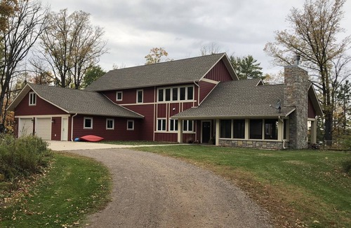 Sturgeon Lake House | Private, modern 4 BR Lakefront home on 10 acres. 4 Bedroom, 3.5 bath