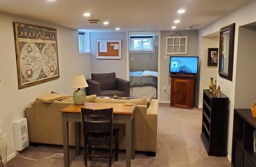 Hamilton Apartment | Private New Suite Close to McMaster