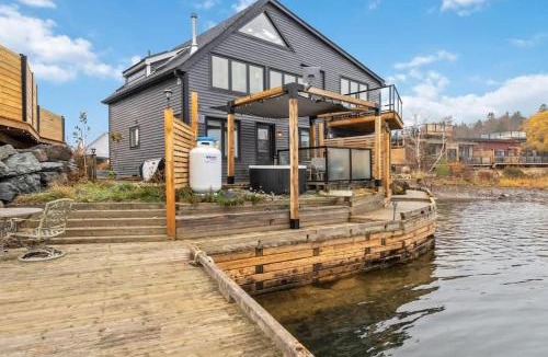 Lunenburg Apartment | Private Oceanfront Suite Hot Tub & Fireplace