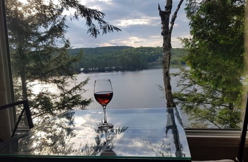 Faraday House | Private, Peaceful & Modern Waterfront Cottage