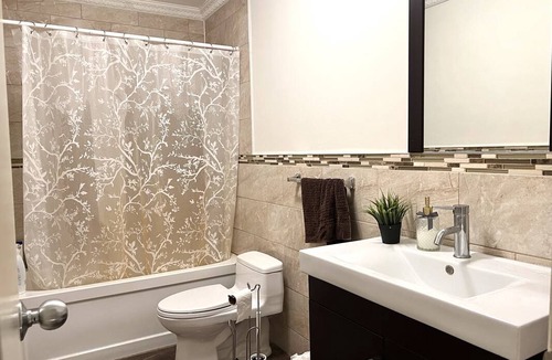 Newtonbrook Resort | Private room ∙ 1 guest
