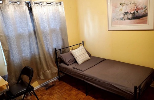 Mississauga Resort | Private room ∙ 1 guest