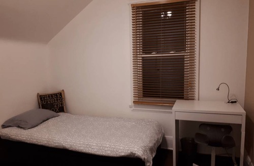 New Toronto Resort | Private room ∙ 1 guest