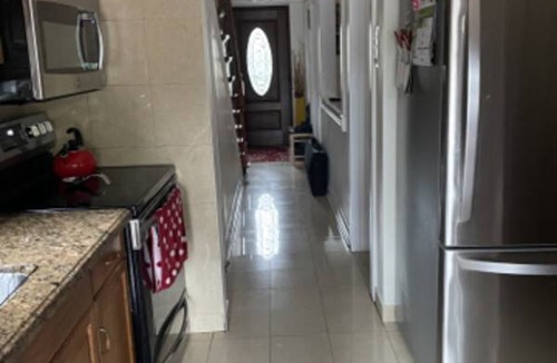Old East York Resort | Private room ∙ 1 guest