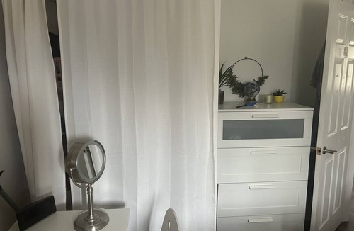 Erin Mills Resort | Private room ∙ 1 guest