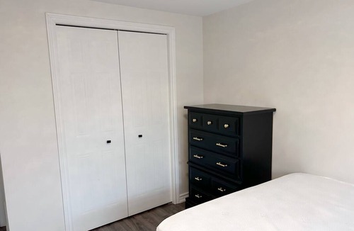 Durham Region Resort | Private room ∙ 1 guest