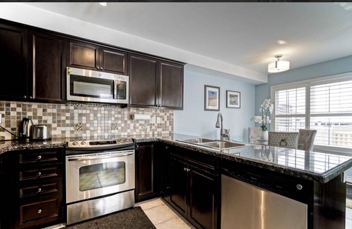 Durham Region Resort | Private room ∙ 1 guest