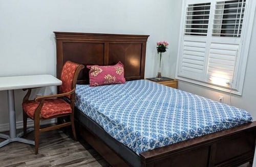 Brampton Resort | Private room ∙ 1 guest