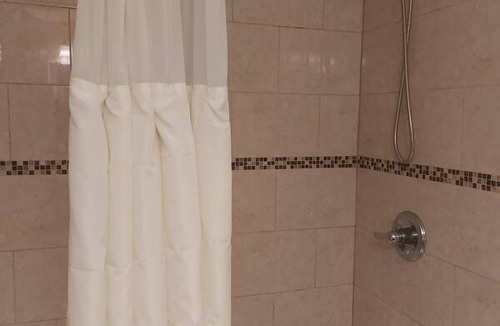 Brampton Resort | Private room ∙ 1 guest