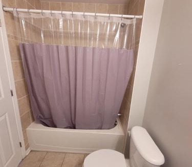 Cardinal Creek House | Private Room 3