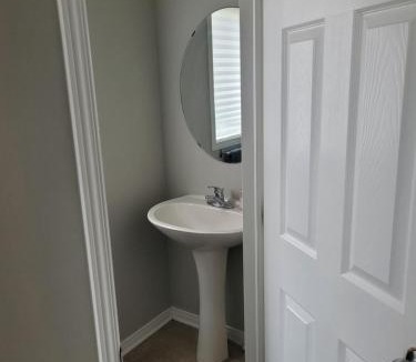 Cardinal Creek House | Private Room 3