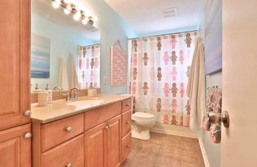 Bathurst Manor Resort | Private room ∙ 1 guest
