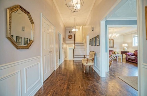 Bathurst Manor Resort | Private room ∙ 1 guest