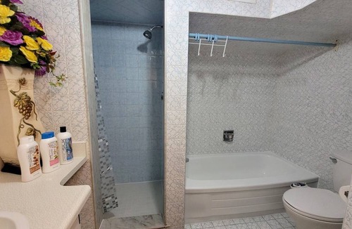 Humber Summit Resort | Private room ∙ 4 guests