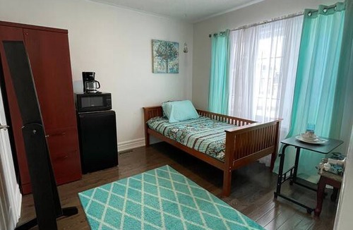 Richmond Hill Resort | Private room ∙ 1 guest