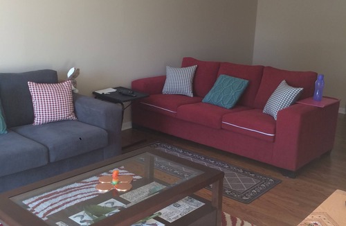 Clarkson-Lorne Park House | Private room for Females single occupancy