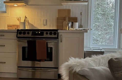 Tobermory Cottage | Private spa in Tobermory, Canada