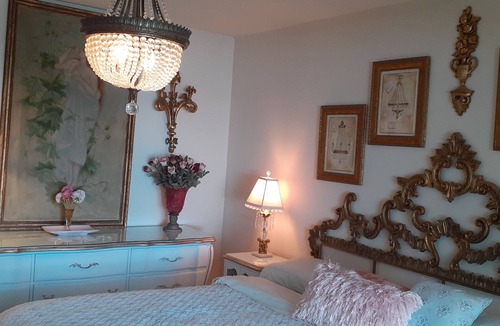 Port Colborne House | PRIVATE WATERFRONT