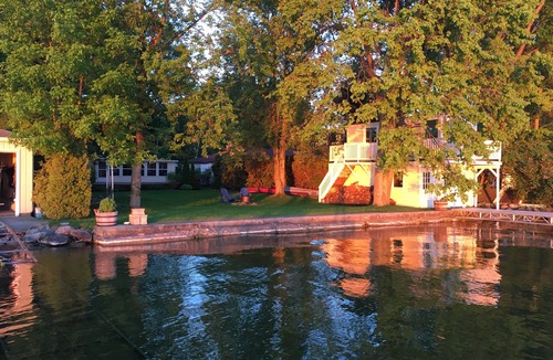 Virginia House | Private waterfront home with beautiful sunsets
