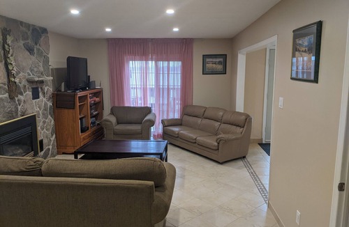 Puslinch House | Puslinch Lake Waterfront
