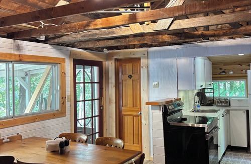 North Frontenac Cabin | Quaint Cabin on Kash