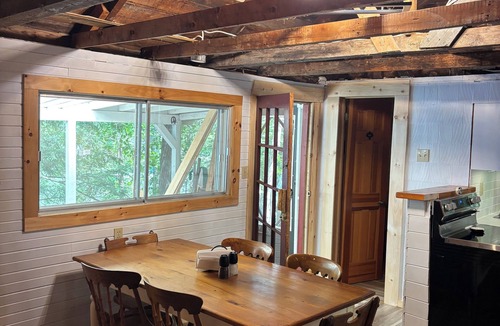 North Frontenac Cabin | Quaint Cabin on Kash