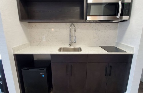Regional District of Nanaimo Hotel | Quality Inn