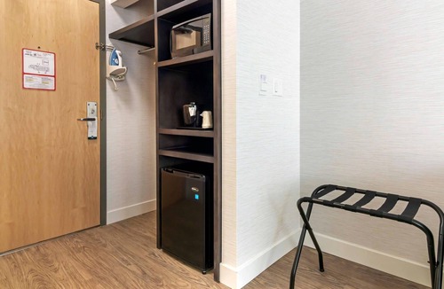 Regional District of Nanaimo Hotel | Quality Inn