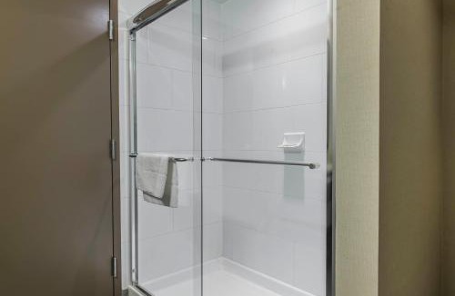 Kingston Hotel | Quality Inn & Suites Kingston