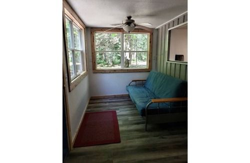 Pine County Cabin | Quiet cabin in the woods