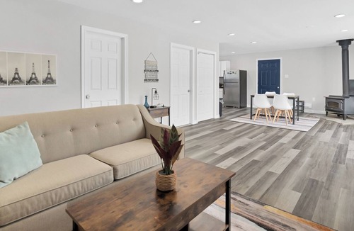 Irondale Cottage | Quiet Spacious Gorgeous Lakefront Cottage!