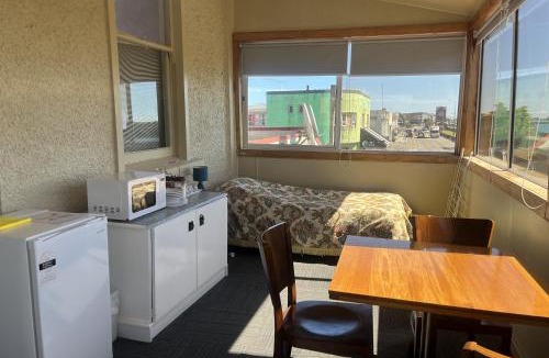 Greymouth Hotel | Railway Hotel Greymouth