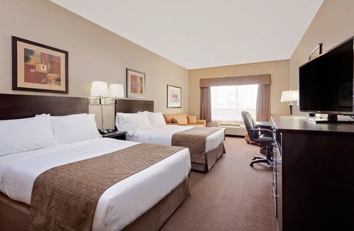 Camrose Hotel | Ramada by Wyndham Camrose