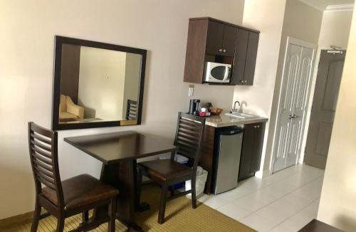 Cold Lake Hotel | Ramada by Wyndham Cold Lake