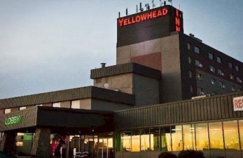 Northwest Edmonton Hotel | Ramada by Wyndham Edmonton Yellowhead NW