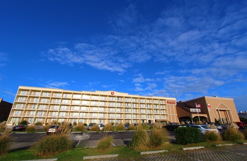 Kill Devil Hills Hotel | Ramada Plaza by Wyndham Nags Head Oceanfront