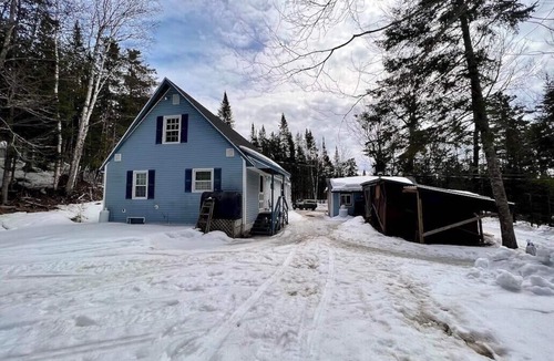 Rangeley House | Rangeley's Edge Cabin