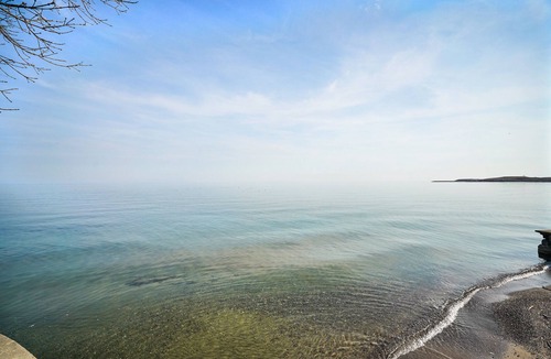 Long Branch House | Rare Waterfront 4-bedroom on the Lake