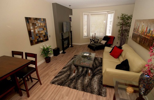 Bridgeland Condo | ** RATE SPECIAL- Luxury 2 Bed VEGAS STYLE - 5 Star Oasis **
