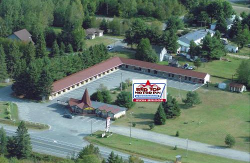 Algoma District Hotel | Red Top Motor Inn