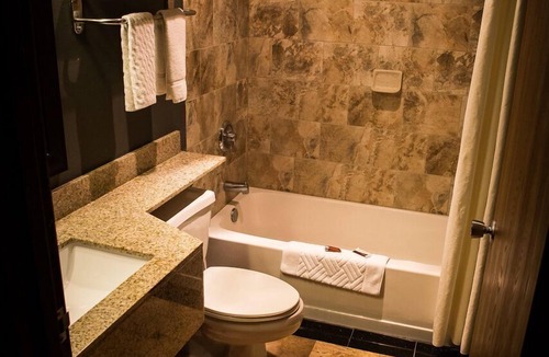 Anoka Hotel | Regency Inn and Suites, Anoka