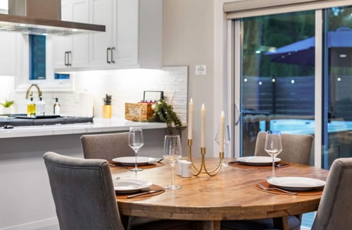 Niagara Falls House | Relax in Nature| SwimSpa + Fire Pit| Niagara Falls