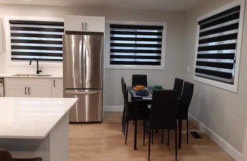 Peterborough House | Relax in Style: Modern Renovated Home in a Peaceful Tranquil Neighbourhood